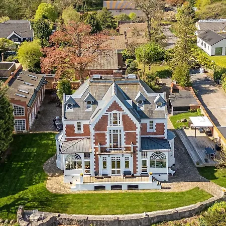 A Small Castle With Its Own And Plenty Of Space Villa Hellebaek