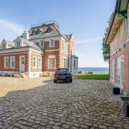 A Small Castle With Its Own And Plenty Of Space *